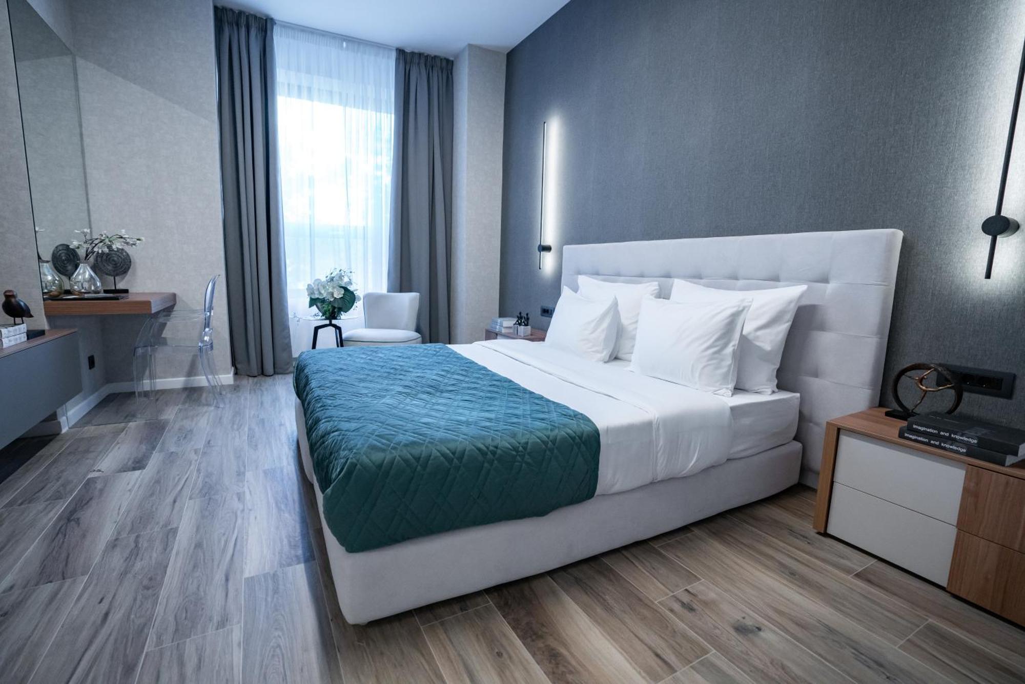 Novos Aparthotel